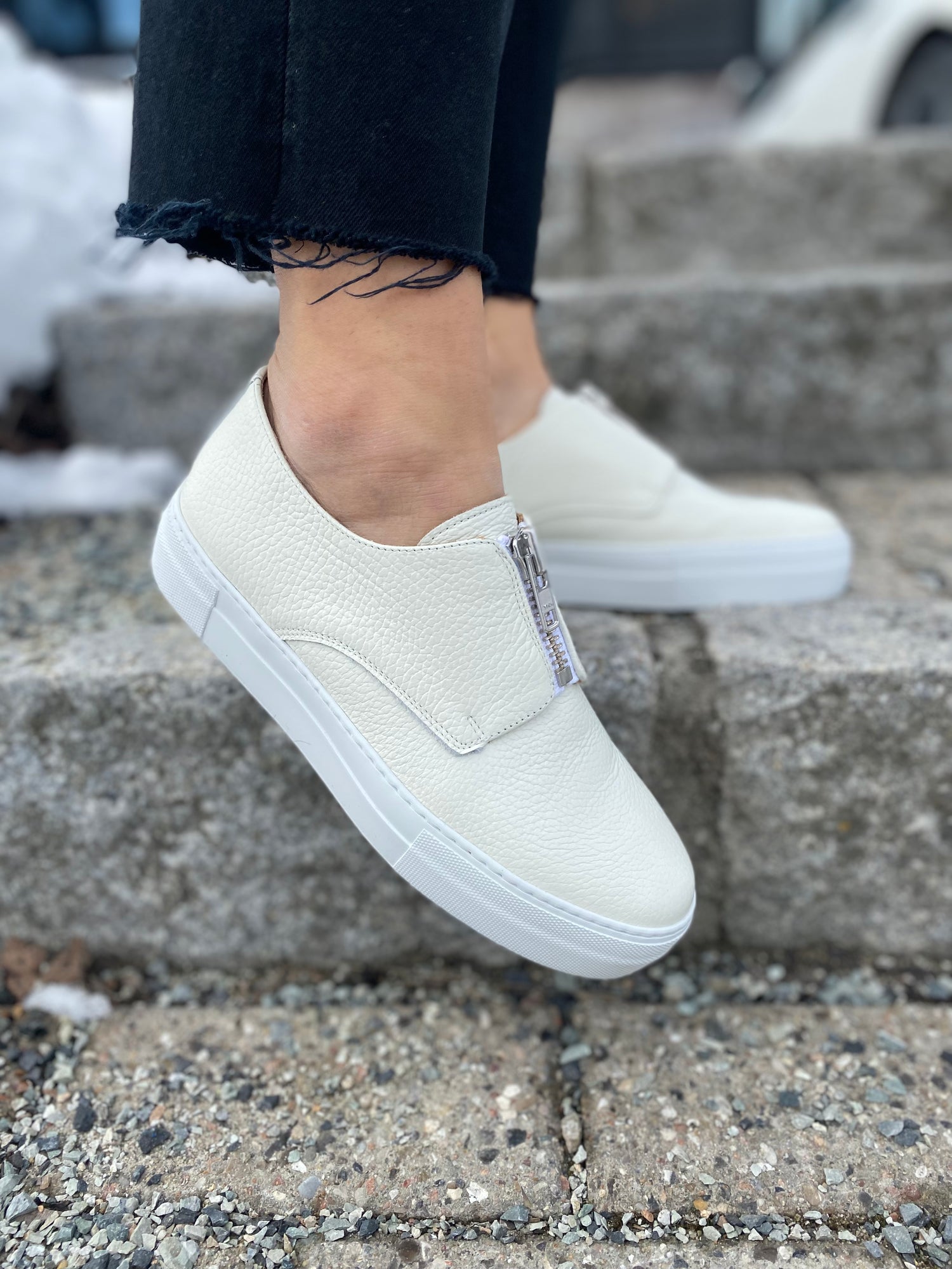 White favourites