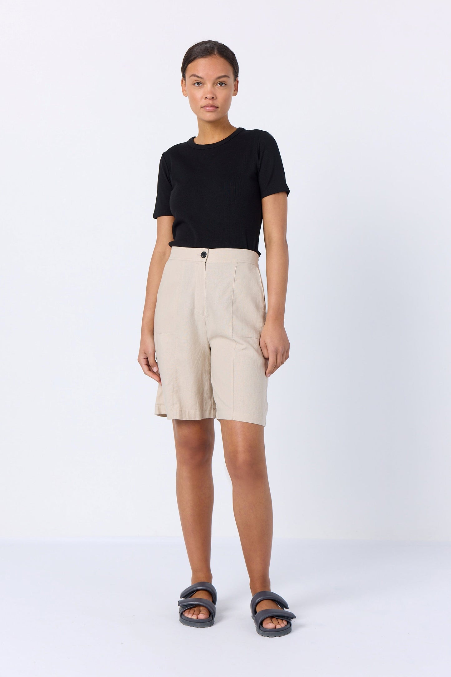 Sapatos Shorts Naja 13 shorts, Beige