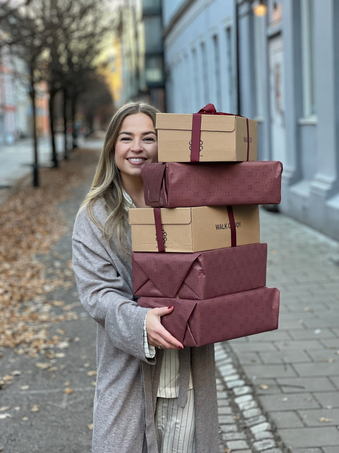 Julegavetips: tøfler og Noa PC-bag