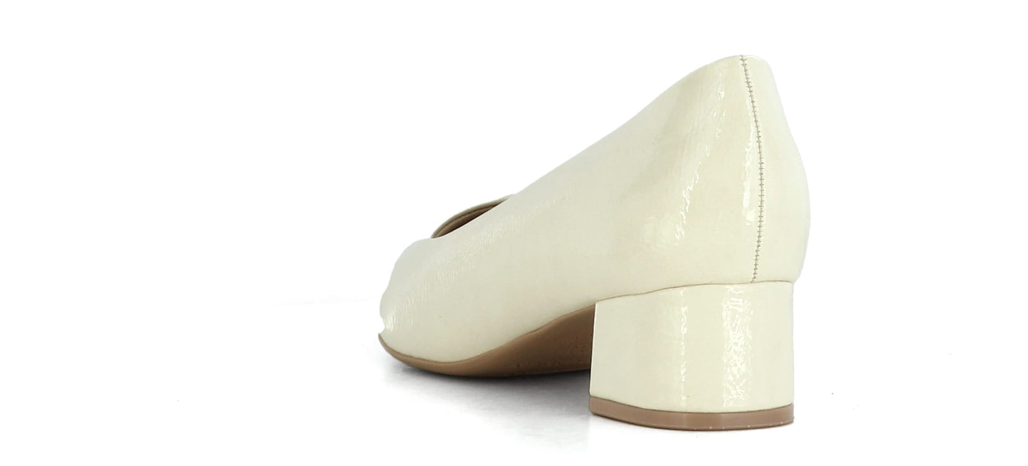Sapatos Pumps Taya pumps | Offwhite lakk