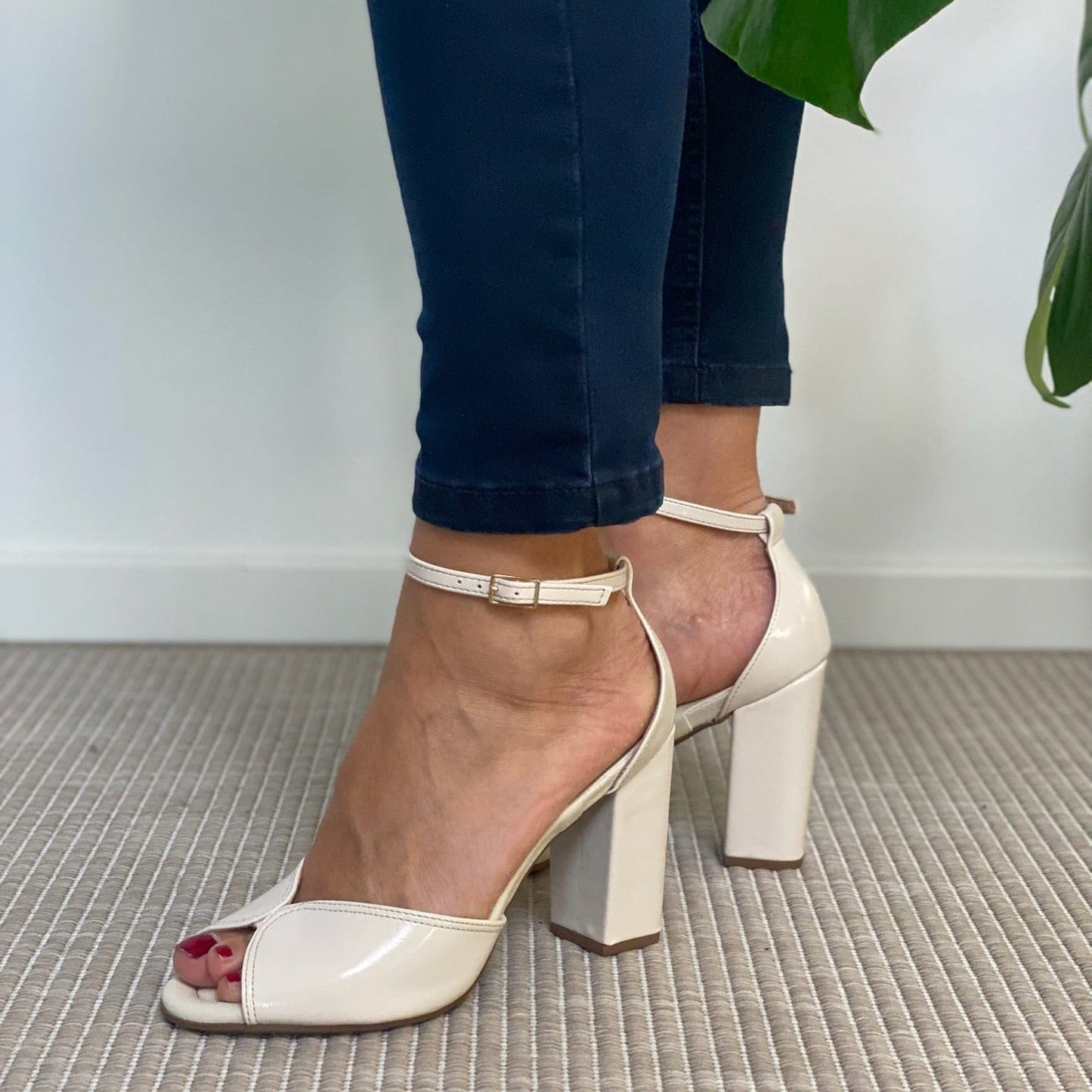 Sapatos Sandaler Rafa sandal | Offwhite lakk