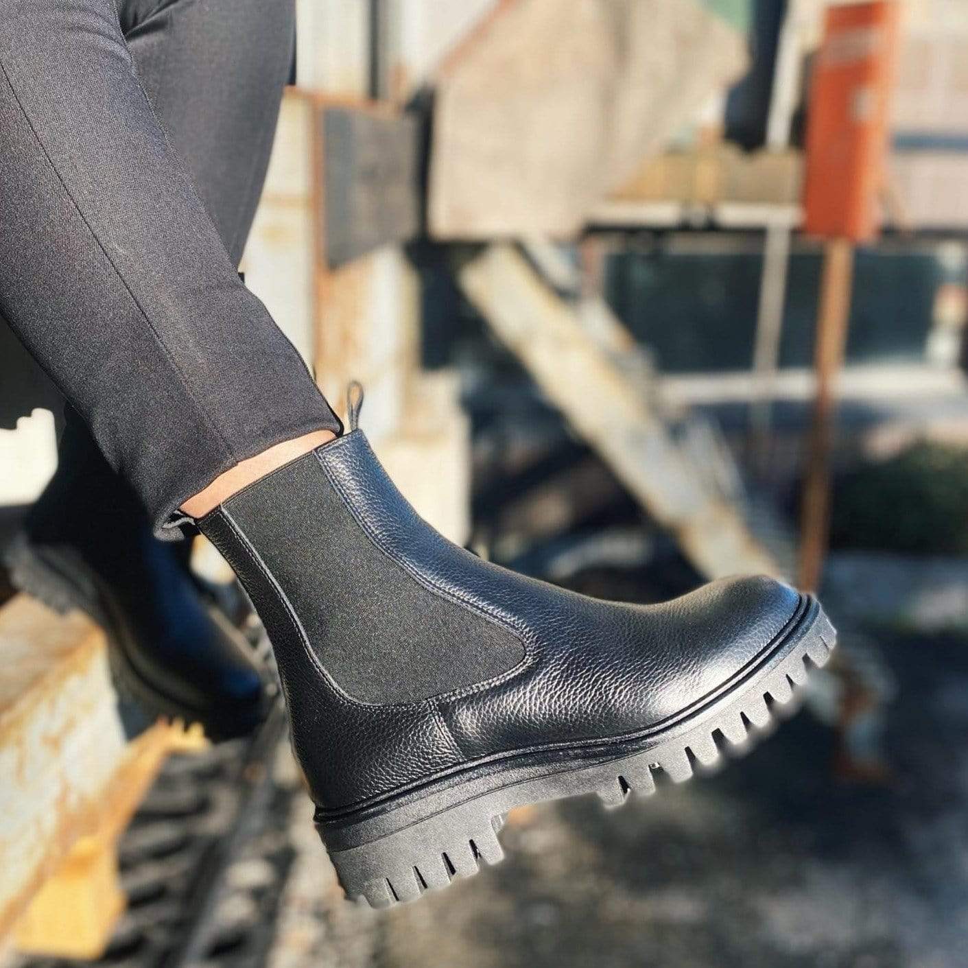 Ellie store chelsea boots